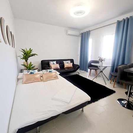 Precioso Apartamento Con Piscinas Y Vistas Al Mar. Benalmádena Buitenkant foto