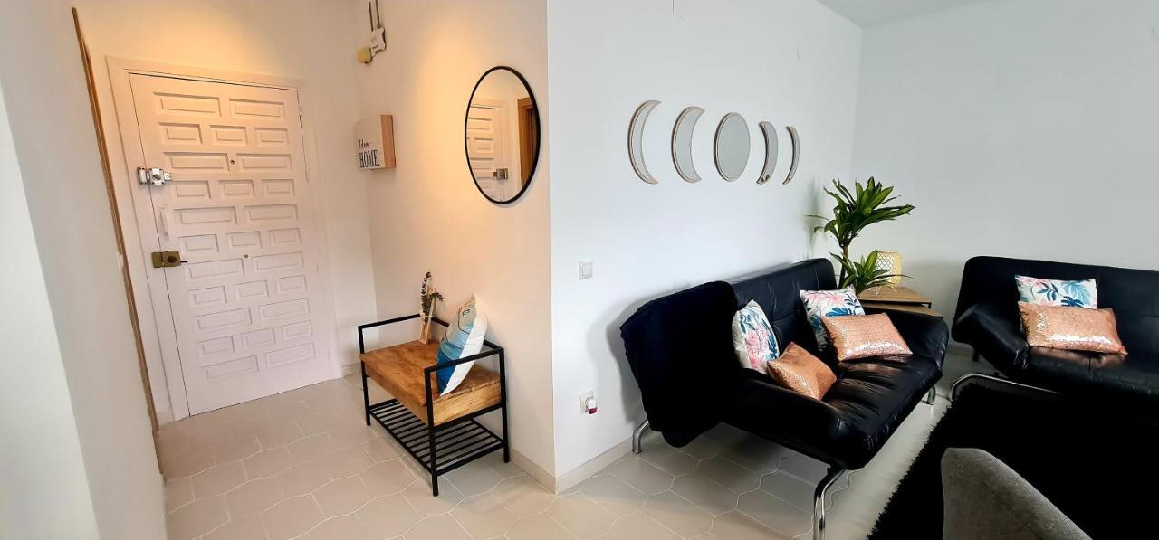 Precioso Apartamento Con Piscinas Y Vistas Al Mar. Benalmádena Buitenkant foto
