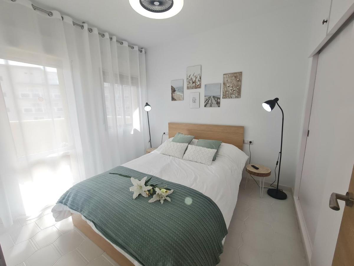 Precioso Apartamento Con Piscinas Y Vistas Al Mar. Benalmádena Buitenkant foto