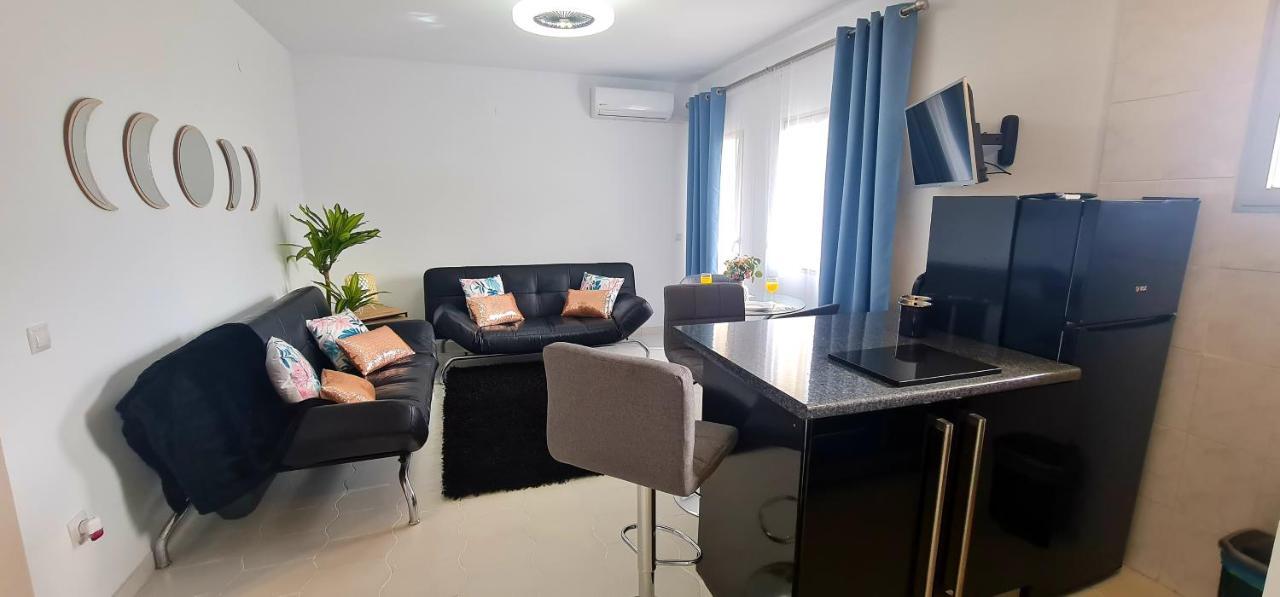 Precioso Apartamento Con Piscinas Y Vistas Al Mar. Benalmádena Buitenkant foto