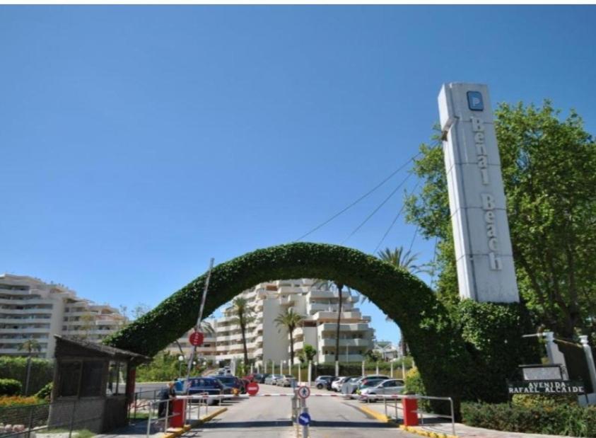 Precioso Apartamento Con Piscinas Y Vistas Al Mar. Benalmádena Buitenkant foto