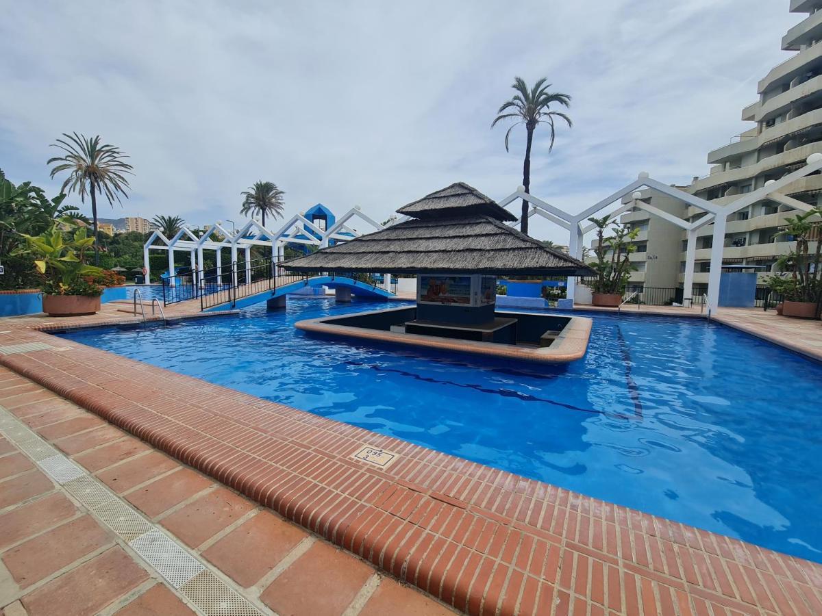 Precioso Apartamento Con Piscinas Y Vistas Al Mar. Benalmádena Buitenkant foto