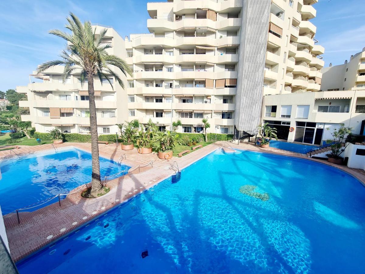 Precioso Apartamento Con Piscinas Y Vistas Al Mar. Benalmádena Buitenkant foto